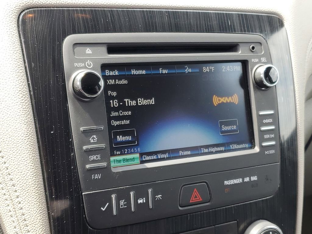 Used 2016 Chevrolet Traverse LT w/ Style and Technology Package AWD/4WD image 15