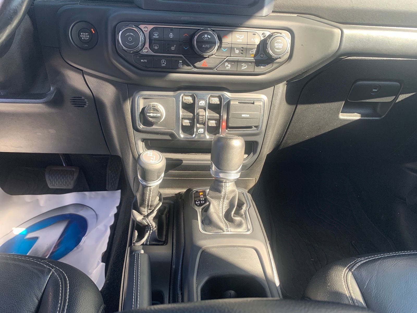 Used 2018 Jeep Wrangler Unlimited Sahara w/ Safety Group image 34