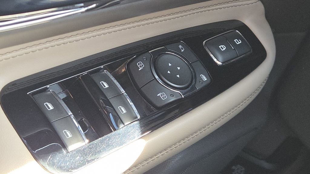 Used 2020 Lincoln Corsair Reserve w/ Equipment Group 201A image 15