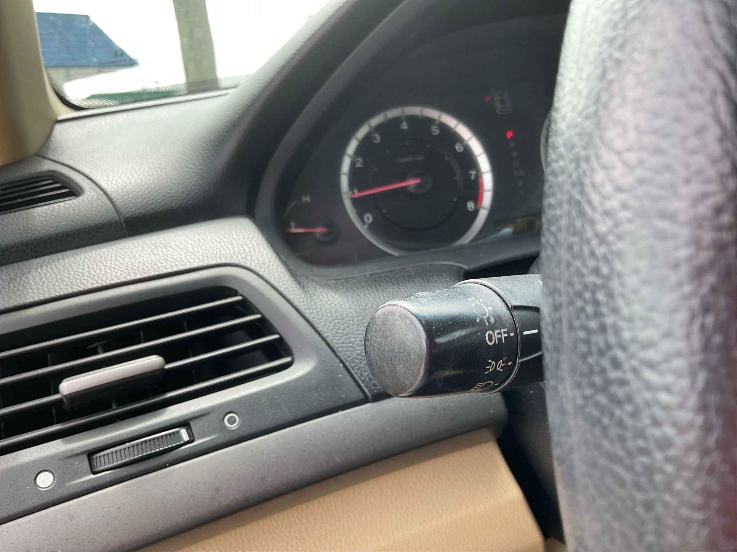 Used 2011 Honda Accord LX-S image 17