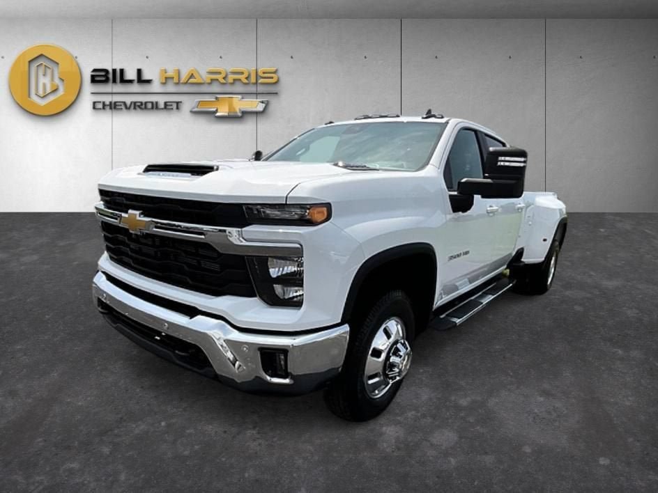 New 2026 Chevrolet Silverado 3500 LT w/ All Star Edition