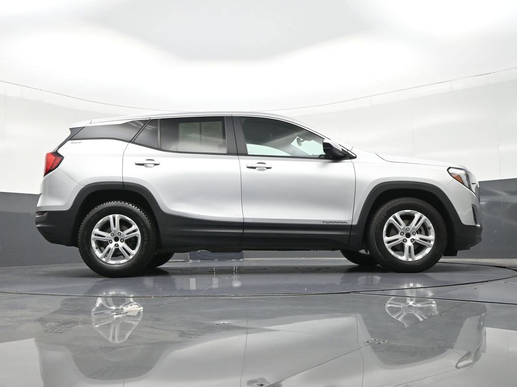 Used 2018 GMC Terrain SLE image 28