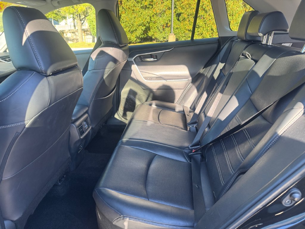Used 2020 Toyota RAV4 Limited w/ Limited Grade Weather Package AWD/4WD image 20