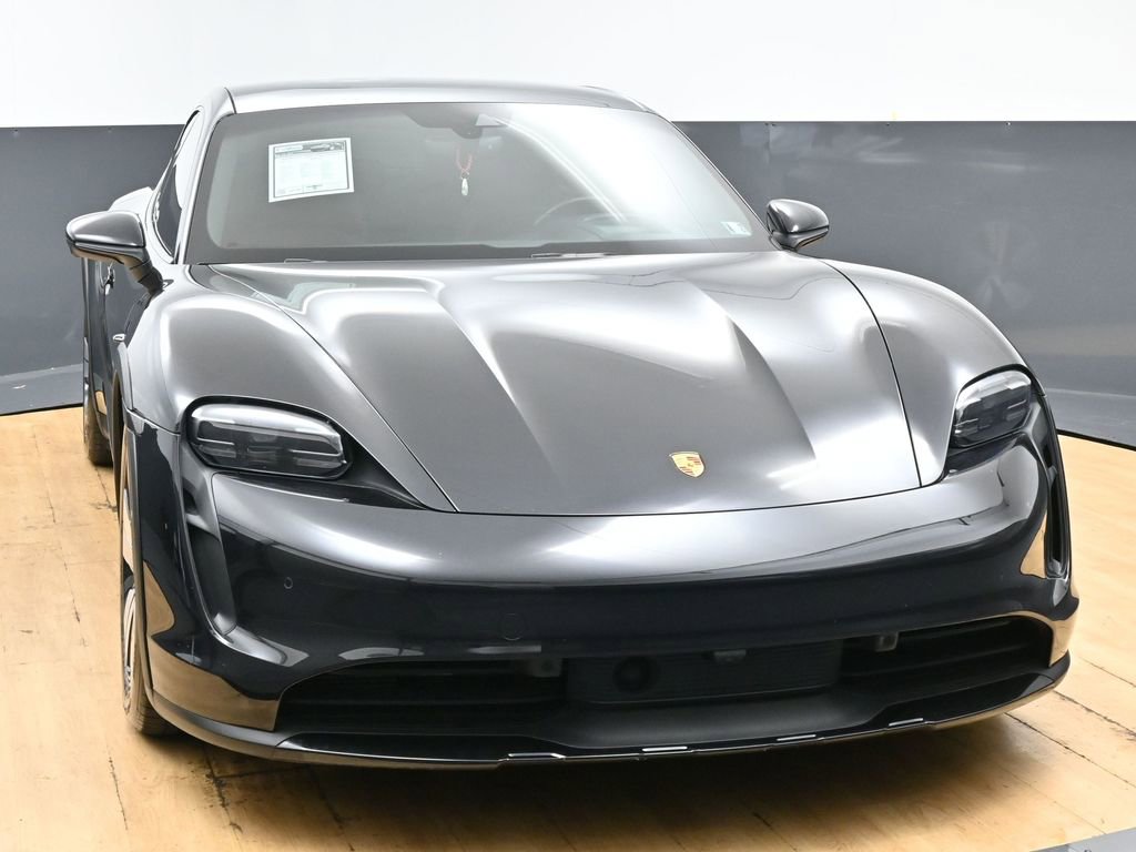 Used 2023 Porsche Taycan 4 Cross Turismo w/ Premium Package image 4