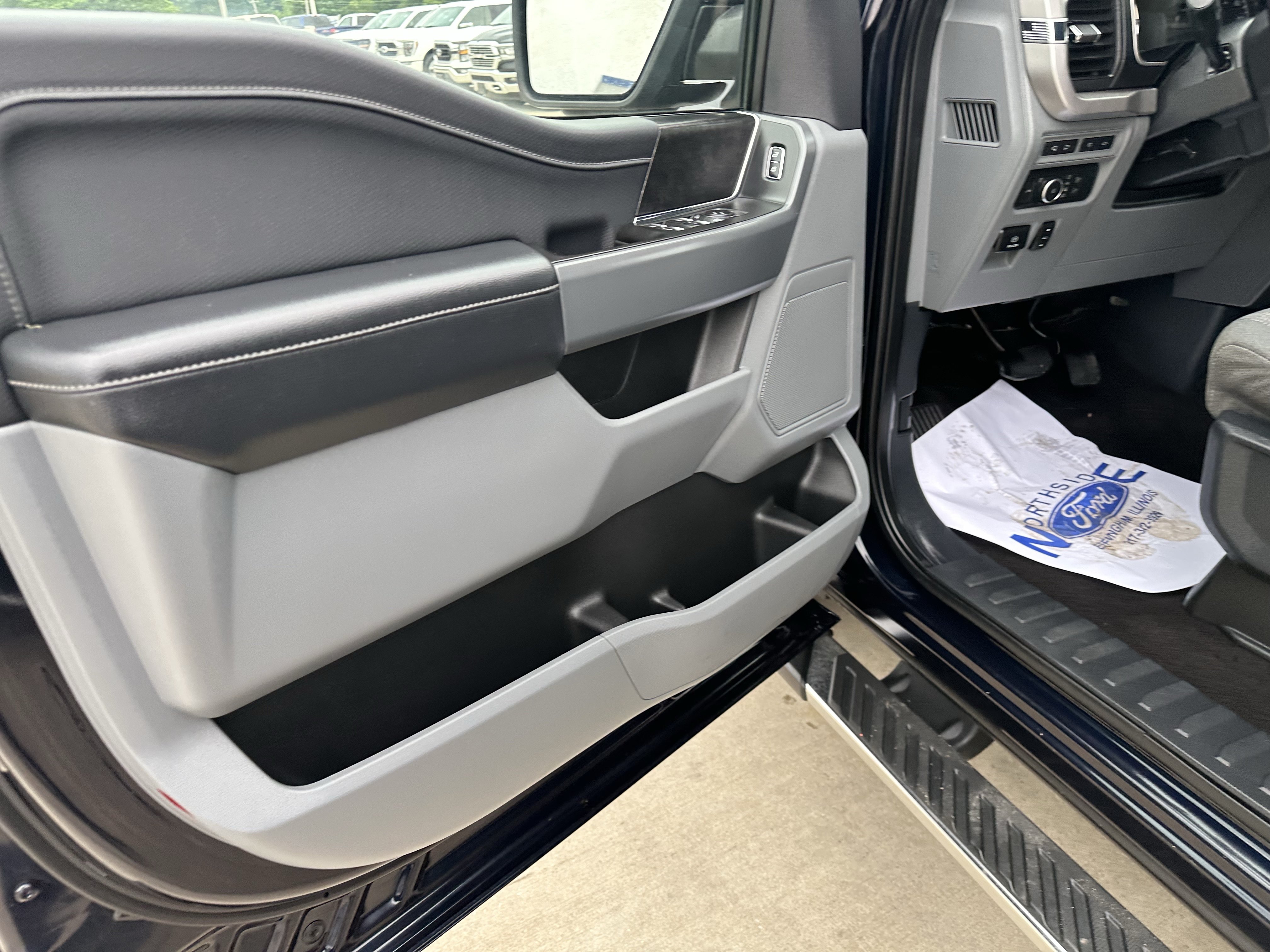 Used 2022 Ford F150 XLT w/ Equipment Group 302A High AWD/4WD image 16