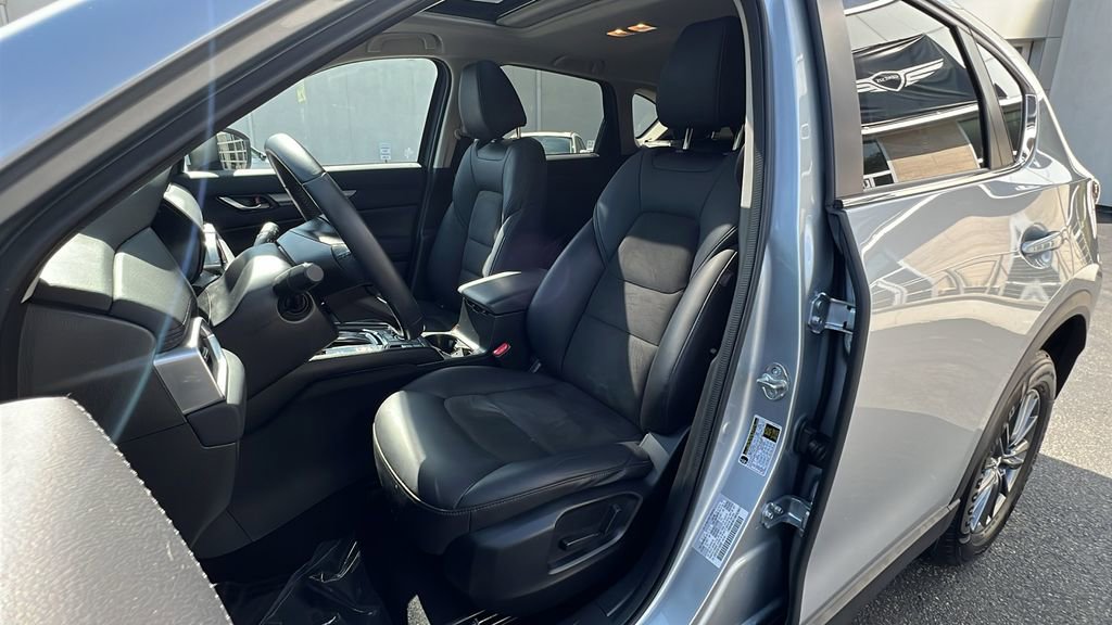 Used 2019 MAZDA CX-5 Touring image 26