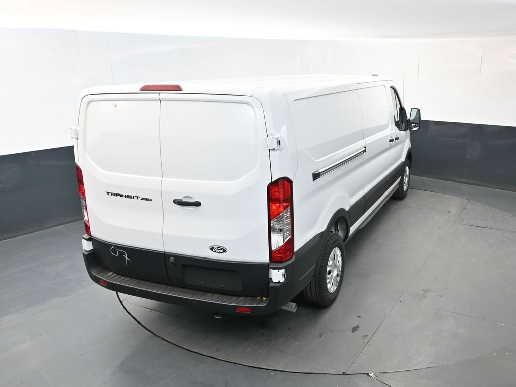 New 2026 Ford Transit 250 Low Roof RWD image 20