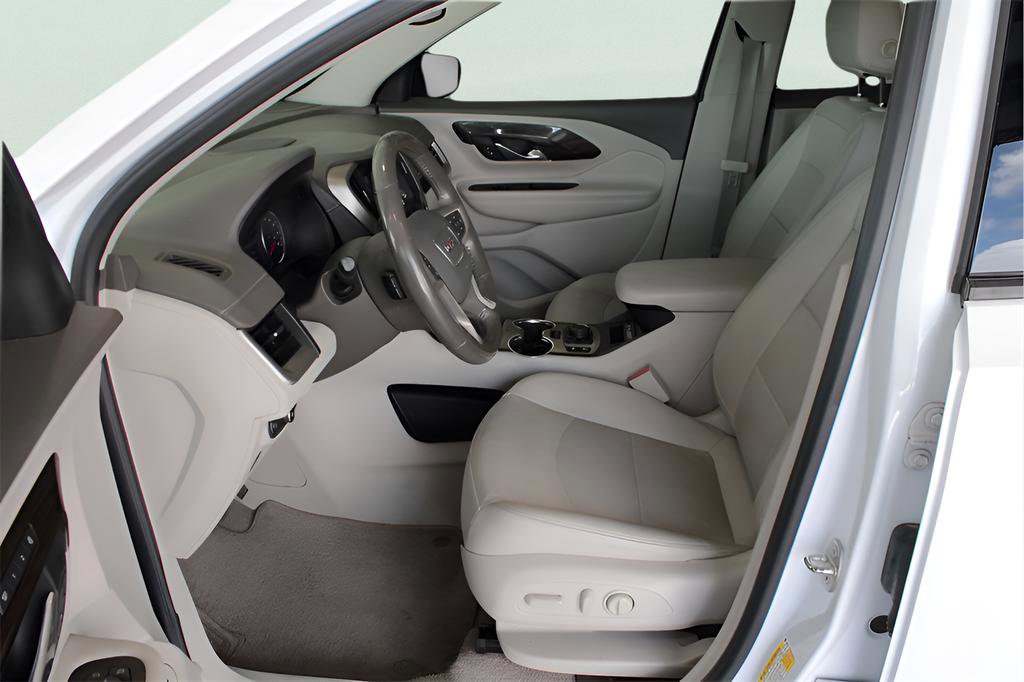 Used 2020 GMC Terrain Denali w/ Denali Premium Package FWD image 27
