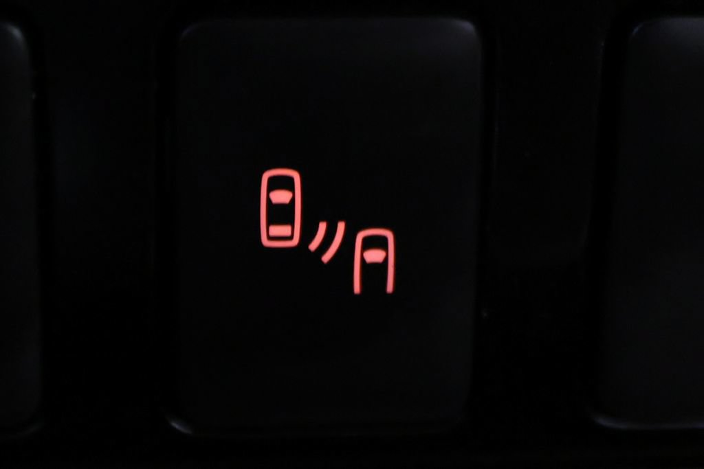Used 2018 Mitsubishi Outlander SE FWD image 27