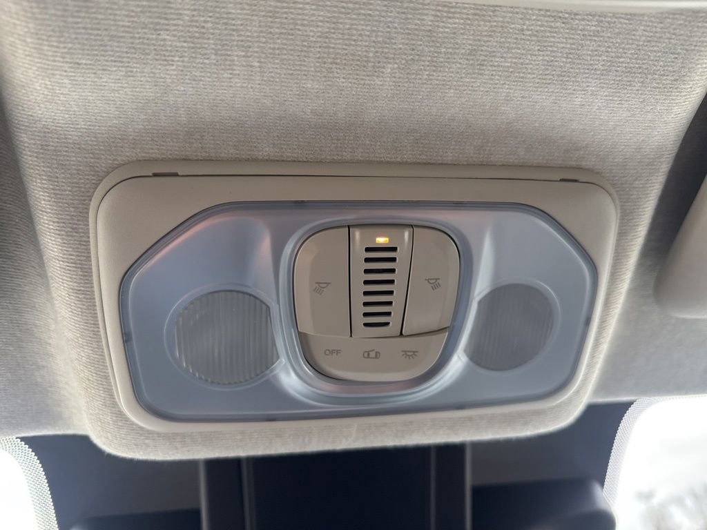 Used 2024 RAM ProMaster 2500 image 48