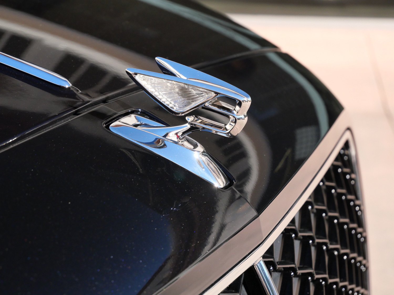 New 2026 Bentley Flying Spur V8 AWD/4WD image 10