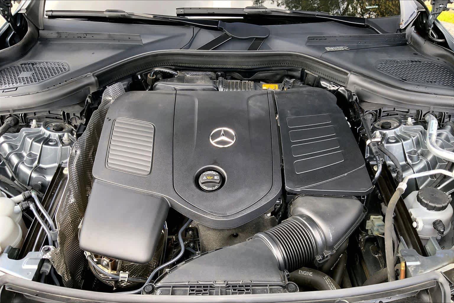 Used 2023 Mercedes-Benz GLC 300 4MATIC image 32