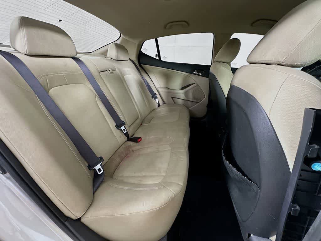 Used 2012 Kia Optima Hybrid image 29