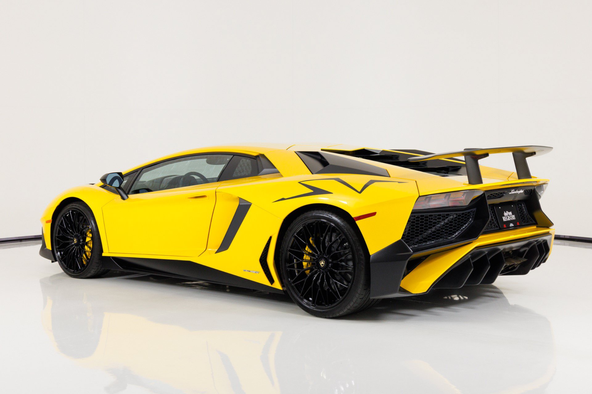 Used 2016 Lamborghini Aventador LP 750-4 Superveloce AWD/4WD image 6