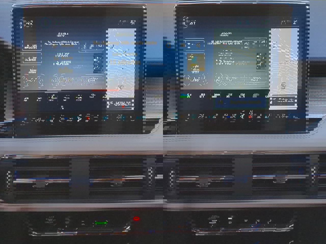 New 2026 Lincoln Corsair Premiere image 18