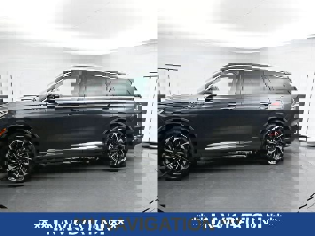 Used 2023 Lincoln Aviator Reserve w/ Equipment Group 201A image 7