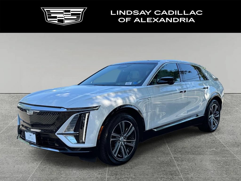 Used 2024 Cadillac Lyriq Luxury RWD image 1