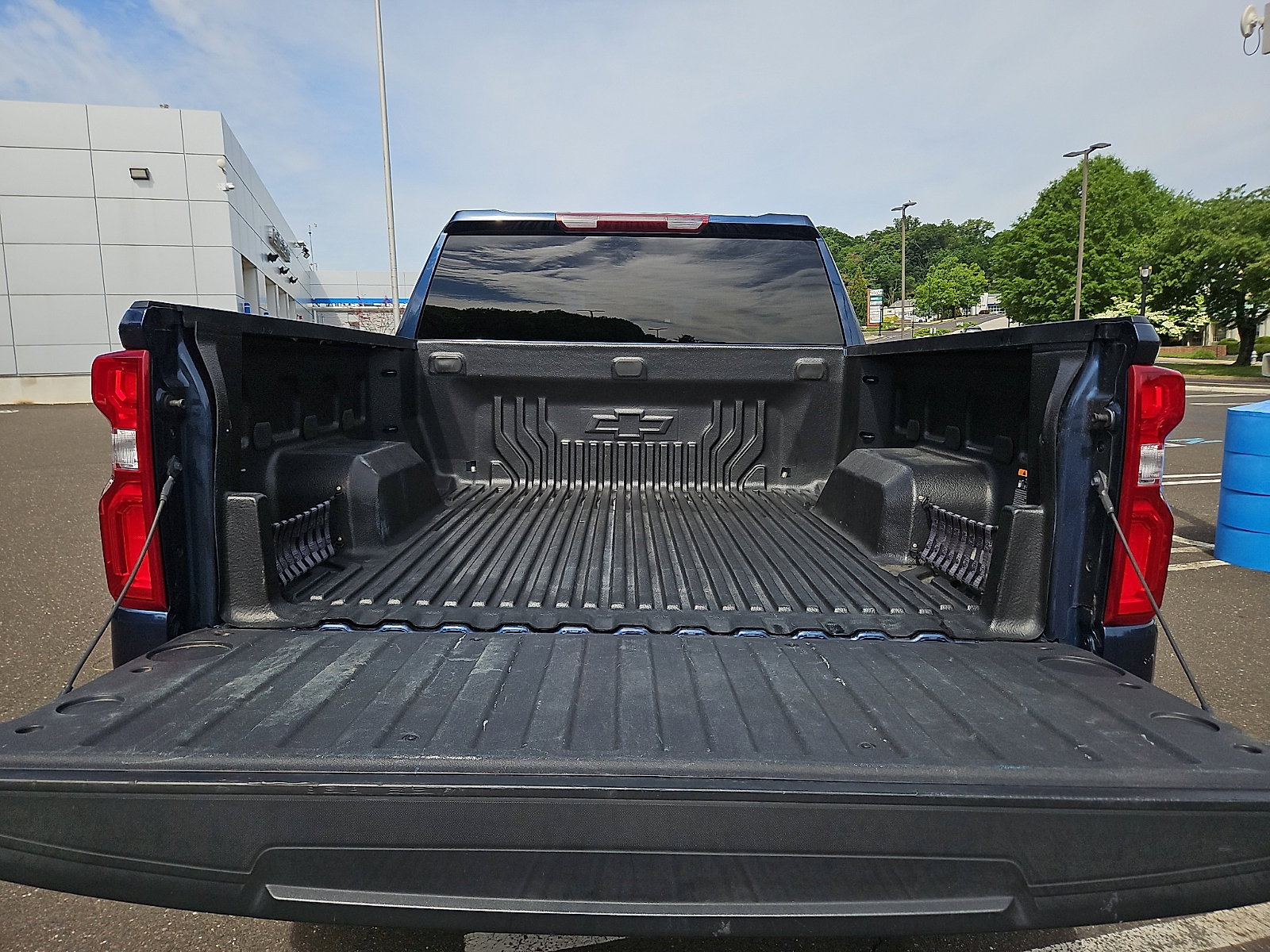 Used 2022 Chevrolet Silverado 1500 Custom Trail Boss AWD/4WD image 28