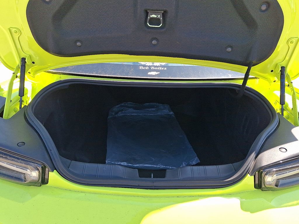 Used 2021 Chevrolet Camaro SS RWD image 27