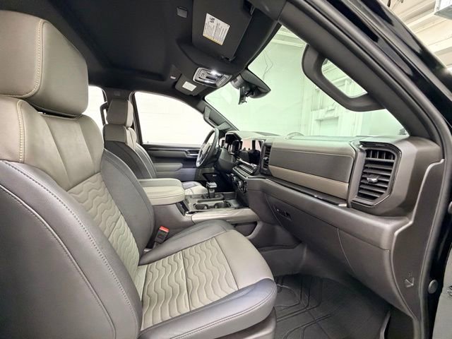 Certified 2025 Chevrolet Silverado 1500 ZR2 w/ Technology Package image 31