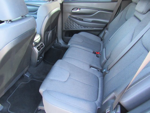 Used 2023 Hyundai Santa Fe SEL image 11