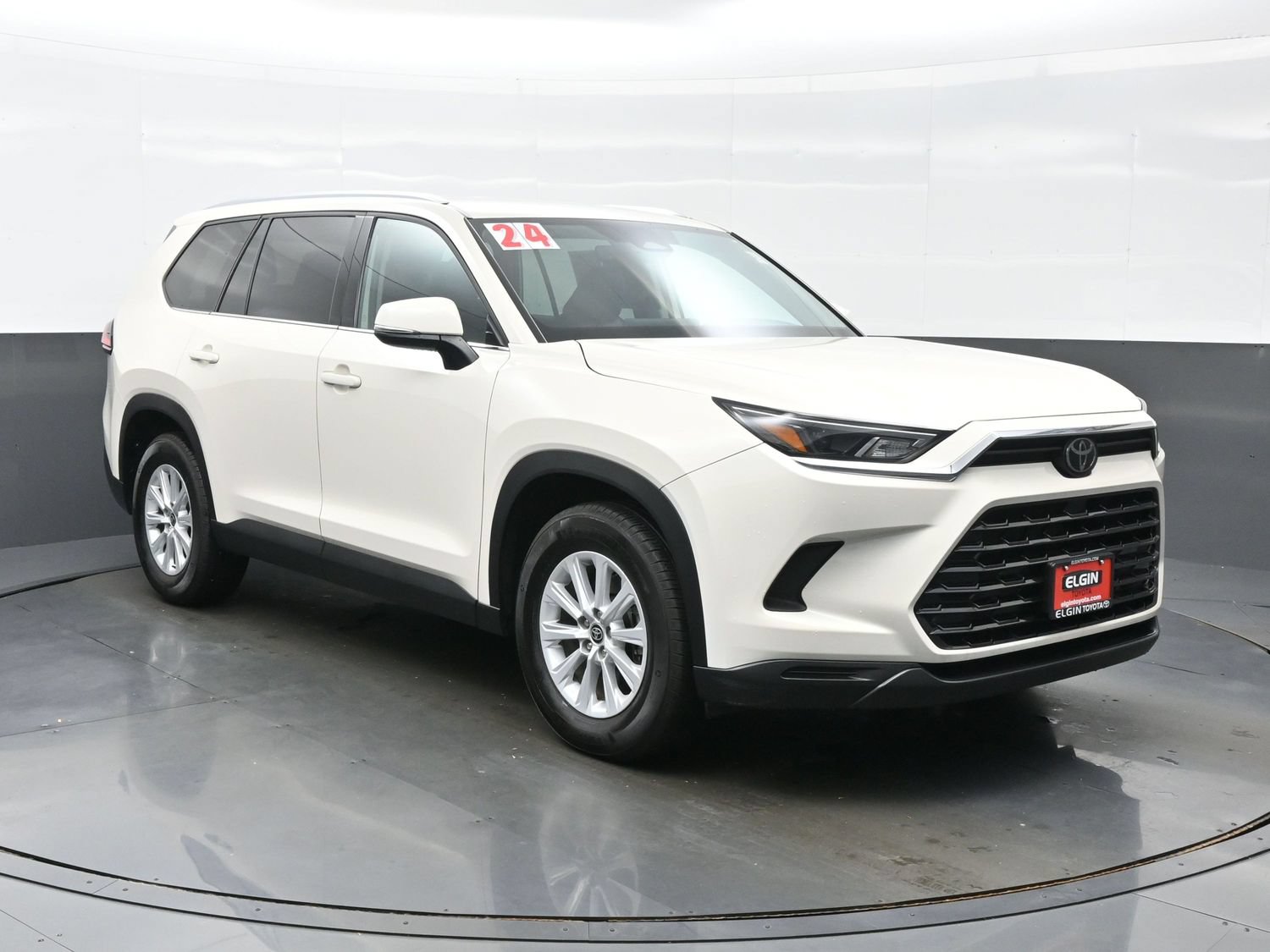 Used 2024 Toyota Grand Highlander AWD image 8
