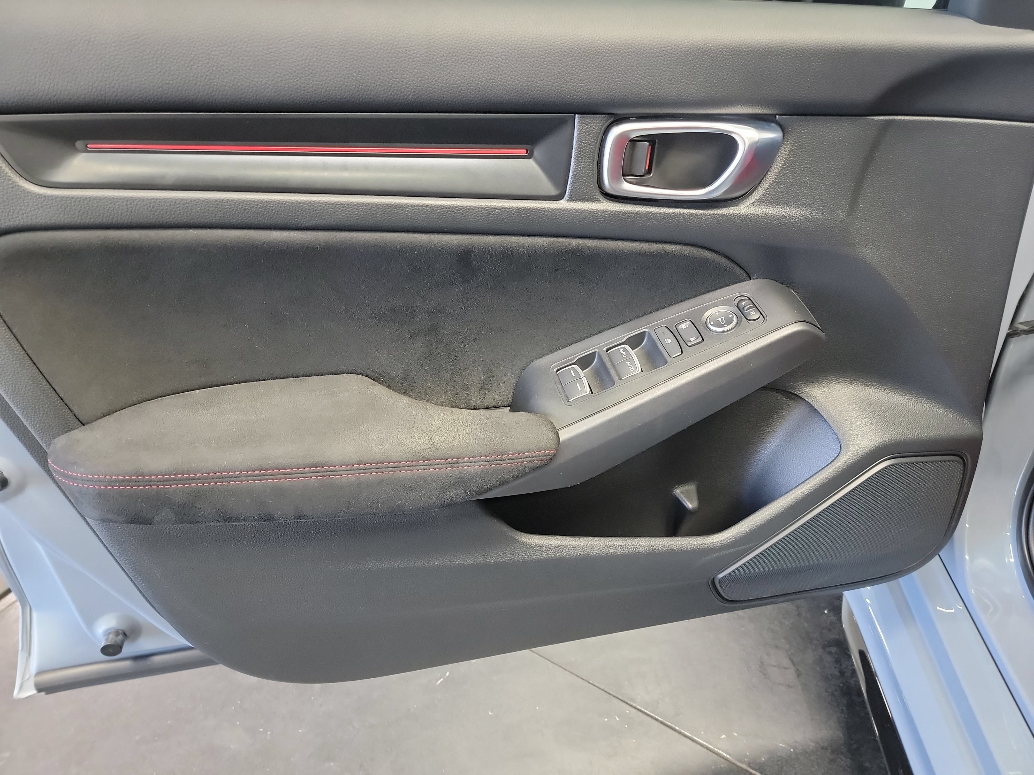 Certified 2024 Honda Civic Type R image 13
