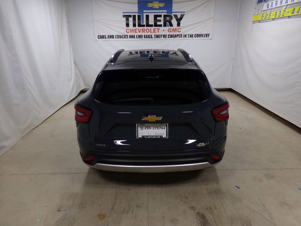 New 2025 Chevrolet Trax LT w/ Driver Confidence Package image 5