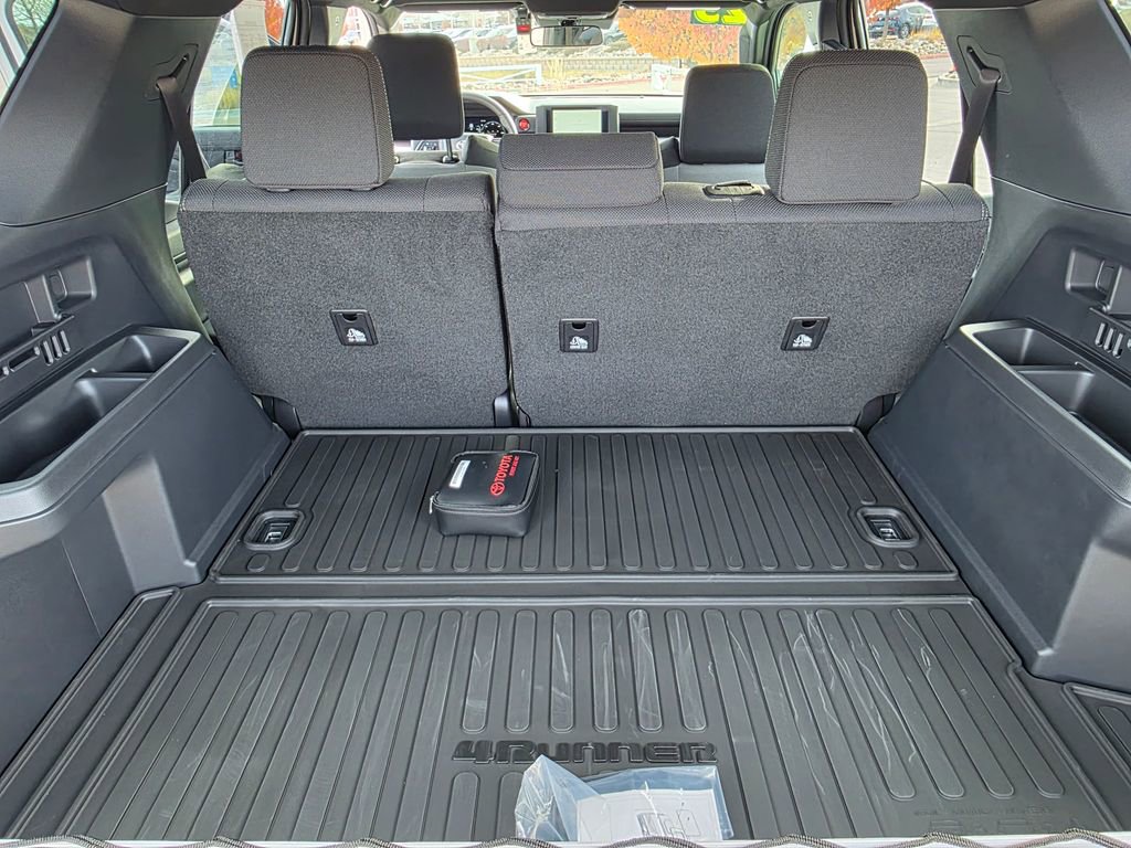 Used 2025 Toyota 4Runner TRD Off-Road image 24