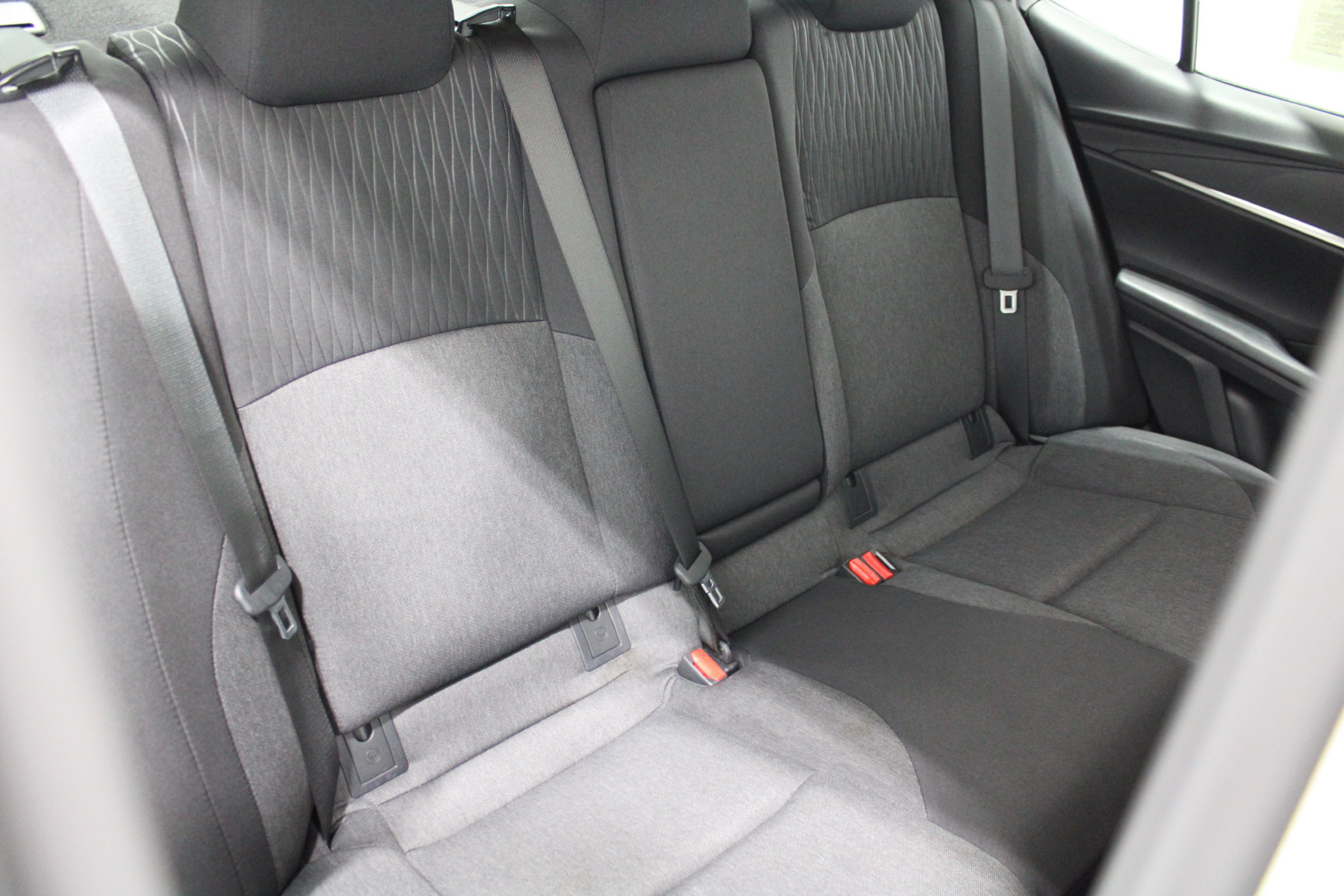 Used 2025 Toyota Camry LE FWD image 23