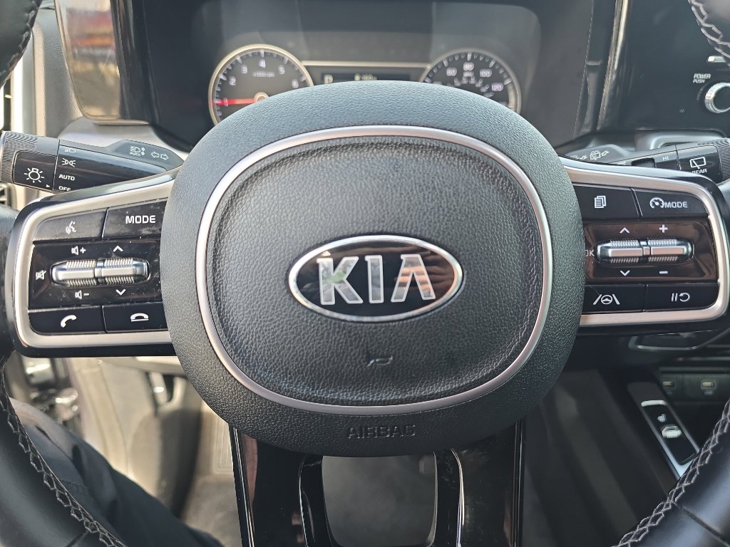 Used 2021 Kia Sorento S image 22