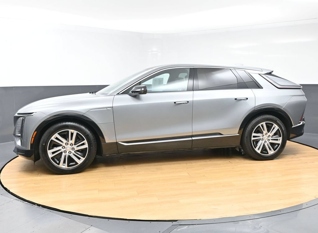 Used 2024 Cadillac Lyriq Tech RWD image 6