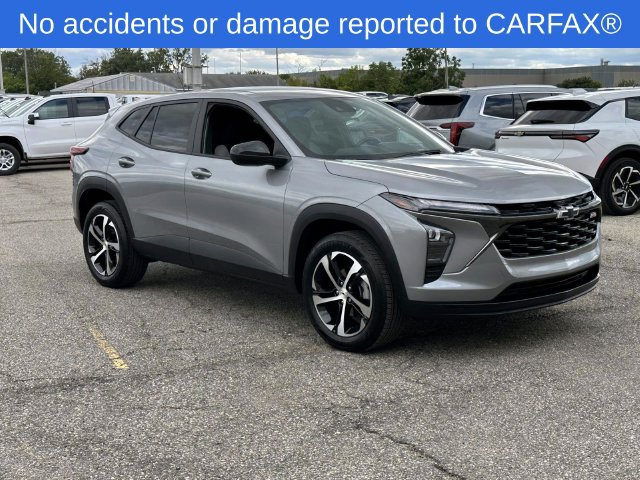 Certified 2024 Chevrolet Trax RS w/ Driver Confidence Package FWD image 8