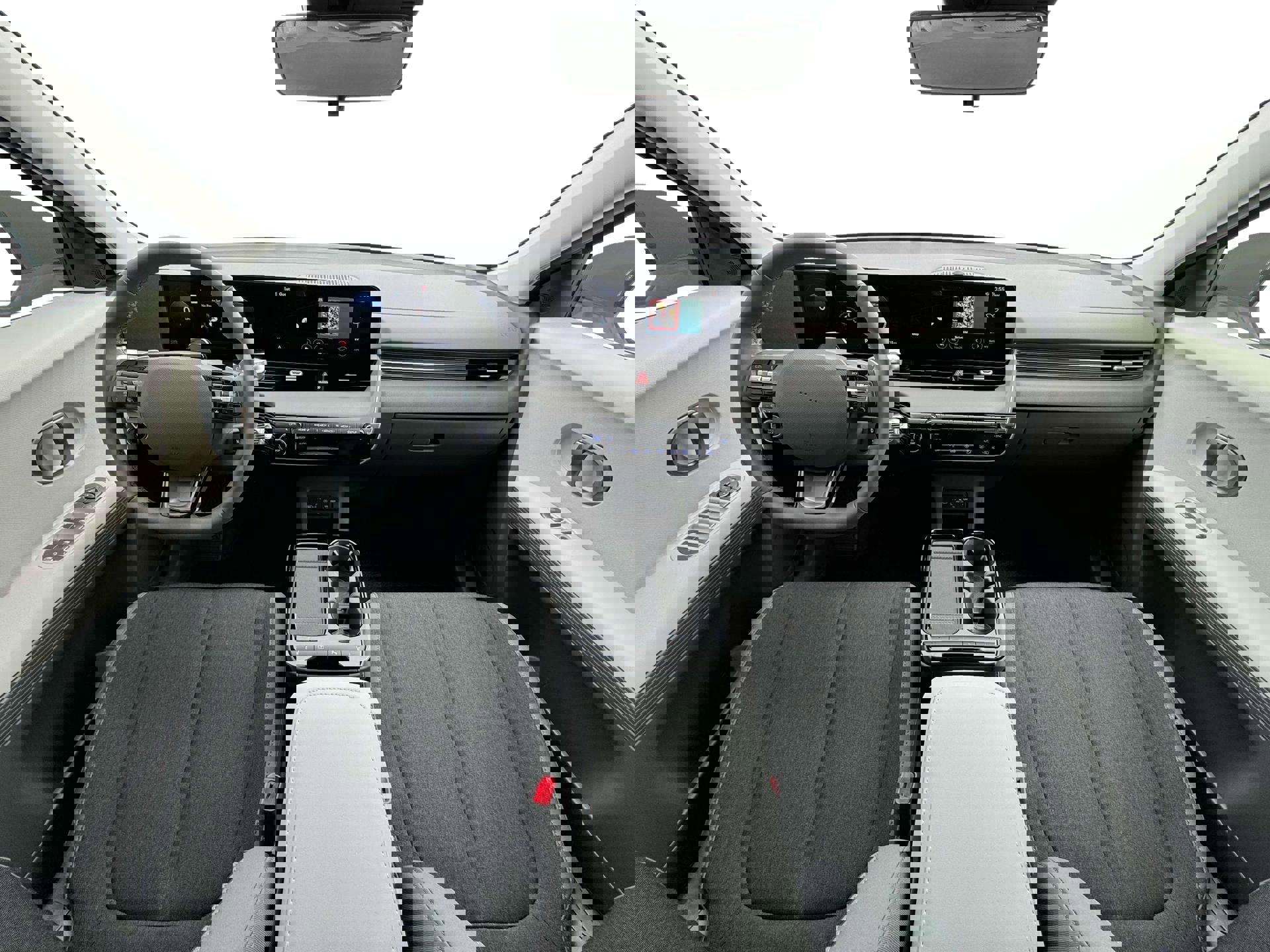 New 2025 Hyundai Ioniq 5 SE image 13