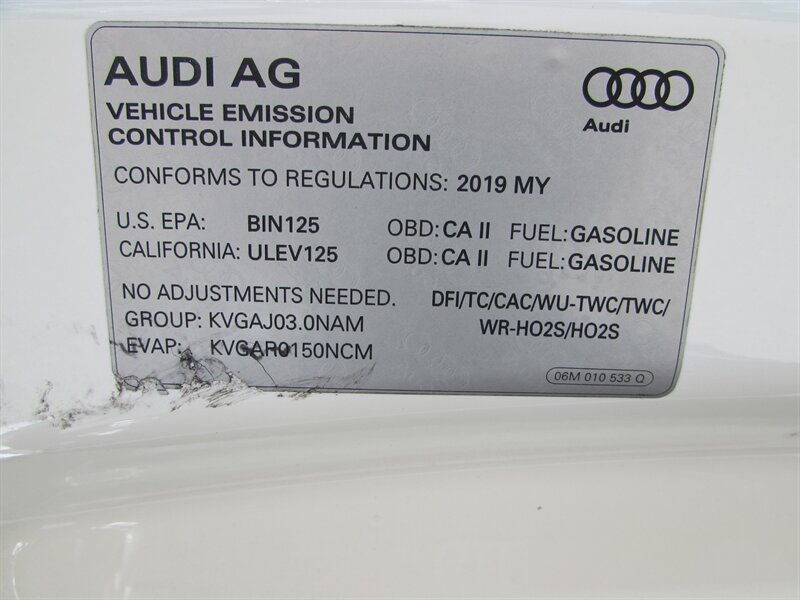 Used 2019 Audi Q8 Premium AWD/4WD image 32