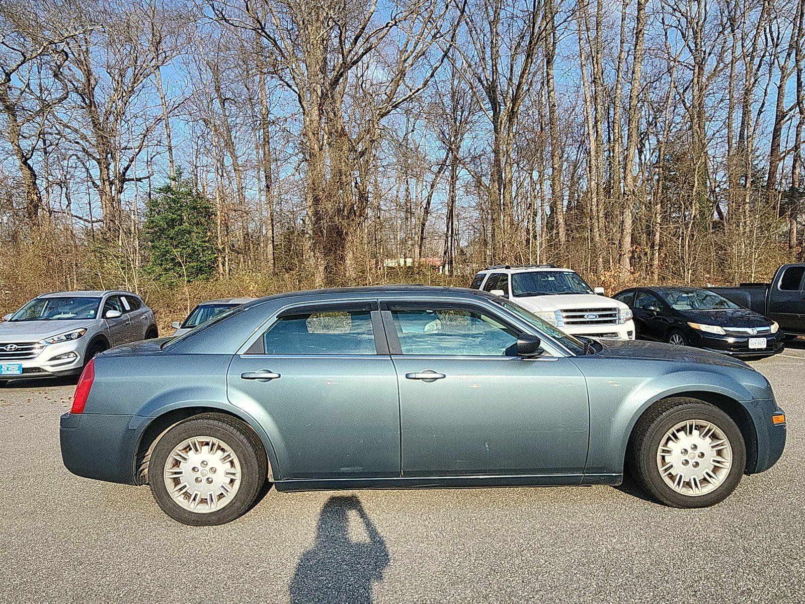 Used 2006 Chrysler 300 image 6