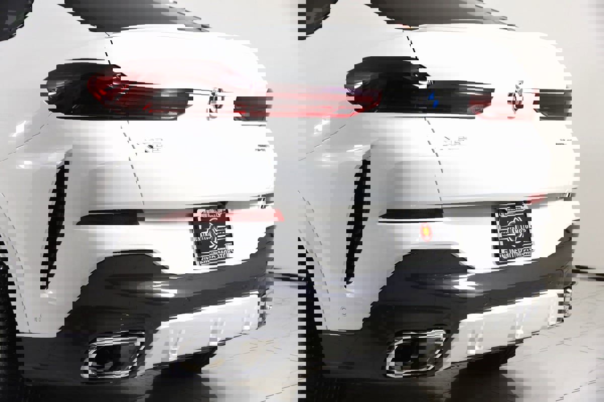 Used 2024 BMW X6 xDrive40i image 29