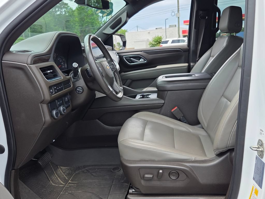 Certified 2021 Chevrolet Tahoe LT w/ LT Signature Package RWD image 3