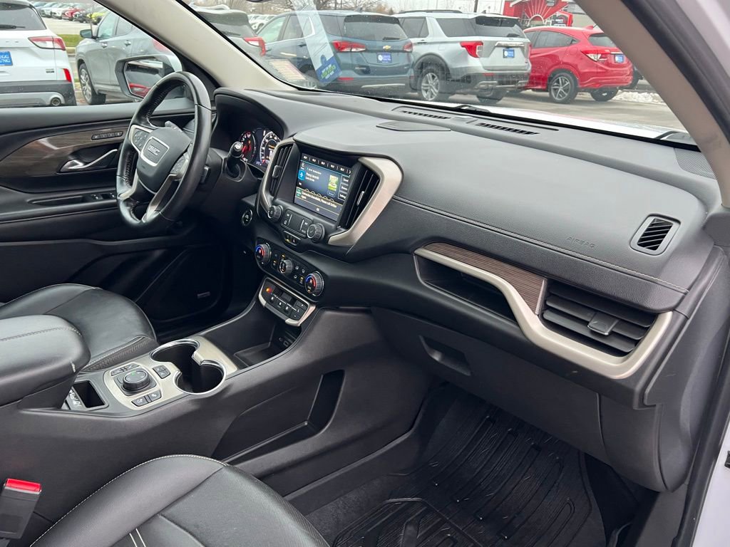 Used 2022 GMC Terrain Denali w/ Denali Premium Package image 27