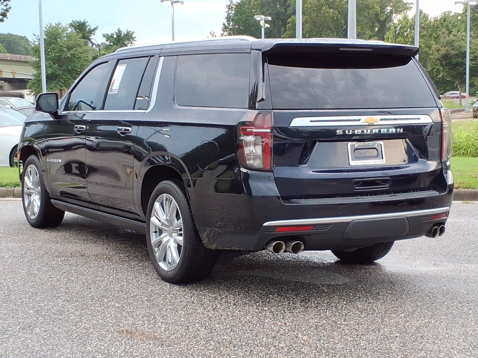 Used 2024 Chevrolet Suburban High Country w/ Advanced Technology Package AWD/4WD image 10