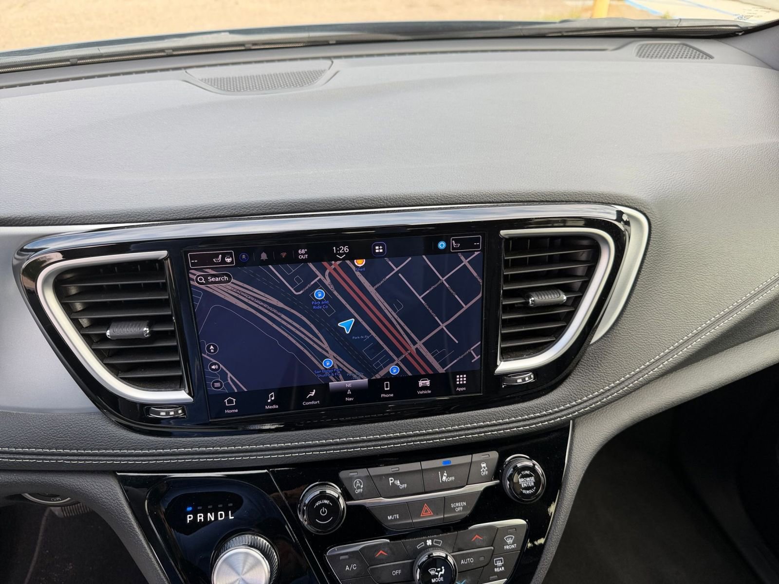 Used 2025 Chrysler Pacifica Limited image 20