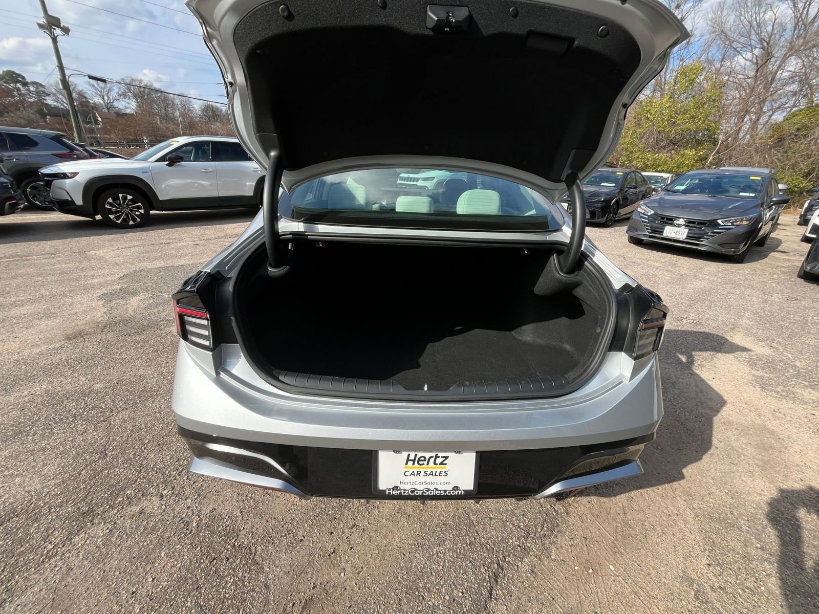 Used 2025 Hyundai Sonata SEL FWD image 29