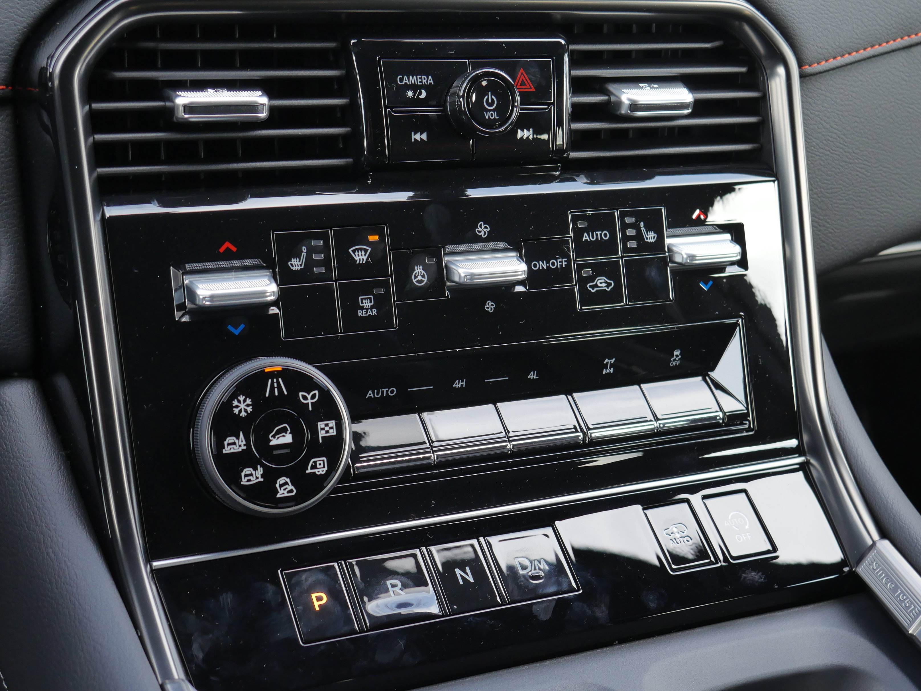 New 2026 Nissan Armada PRO-4X image 14