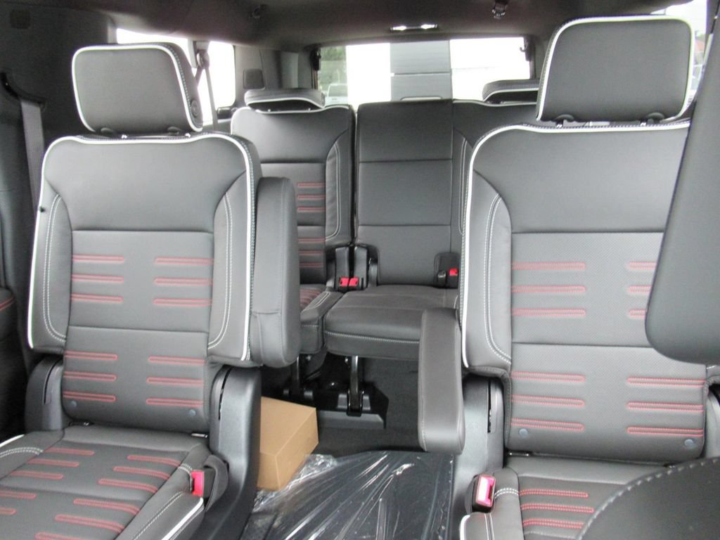 New 2026 GMC Yukon XL AT4 Ultimate AWD/4WD image 20