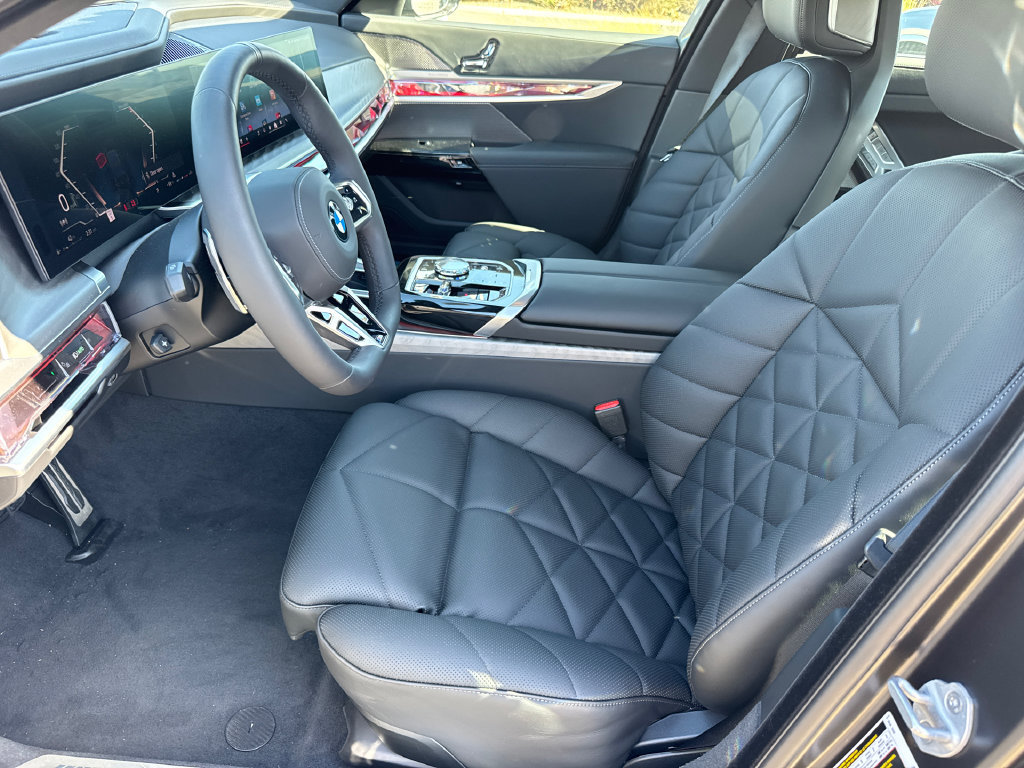 New 2026 BMW 740i RWD image 24