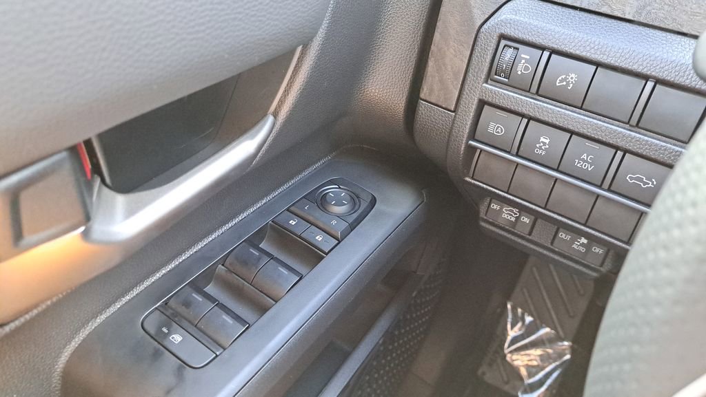 Certified 2025 Toyota Tacoma Limited image 24