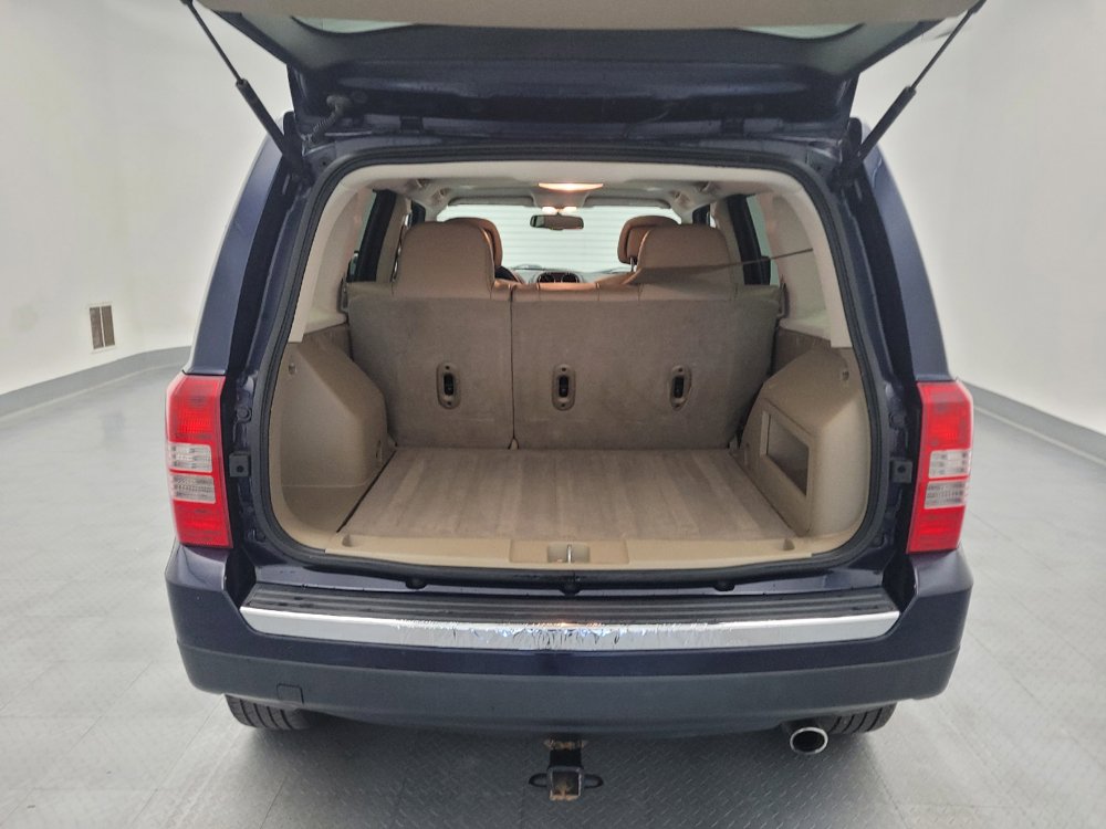 Used 2017 Jeep Patriot High Altitude AWD/4WD image 29