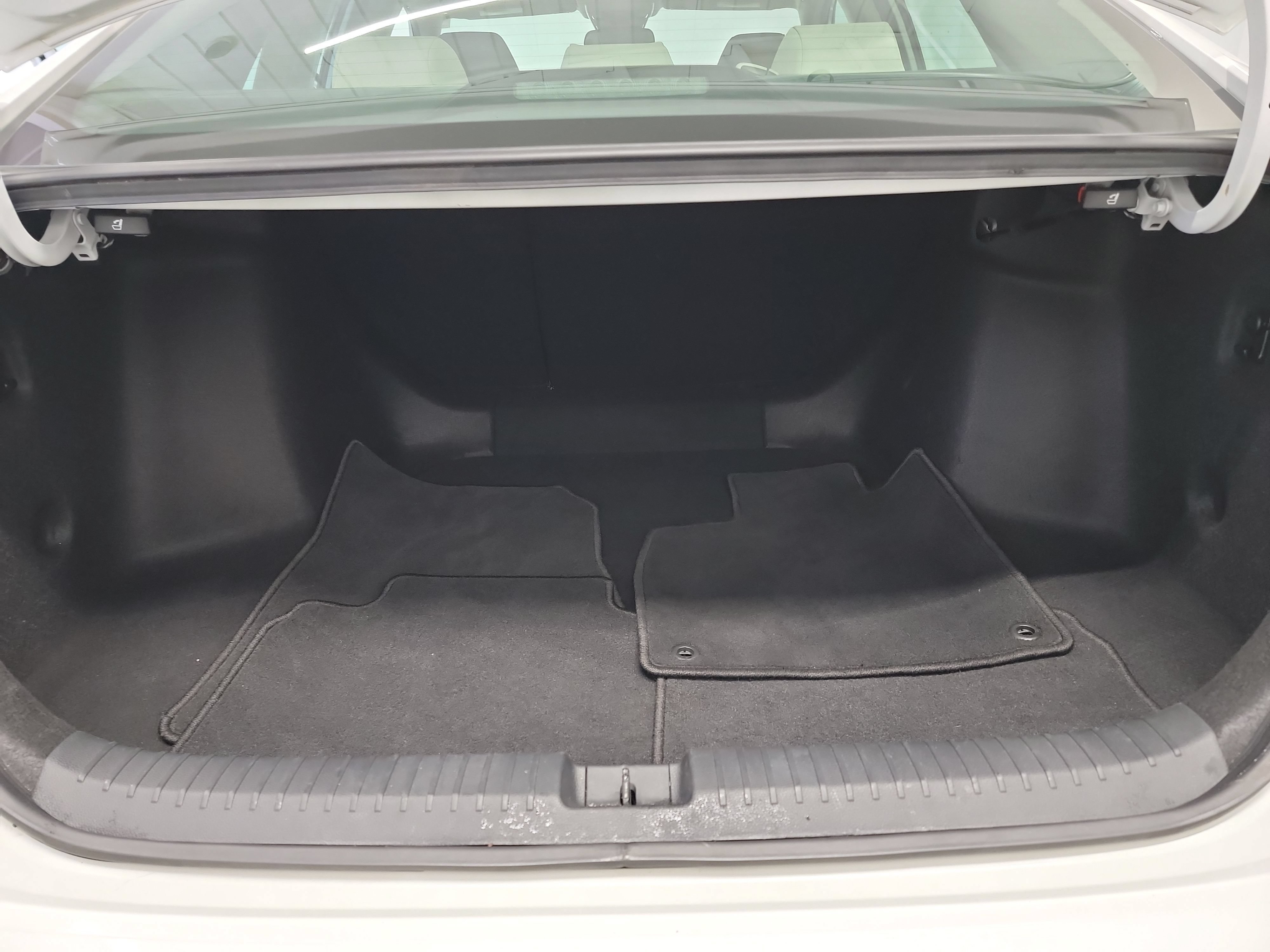 Used 2023 Honda Accord EX image 26