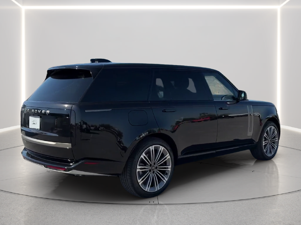 New 2027 Land Rover Range Rover Long Wheelbase SE AWD/4WD image 5