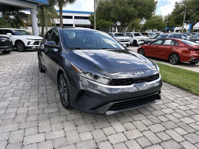 Used 2024 Kia Forte LXS FWD image 17